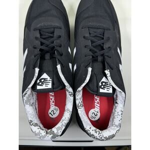 New Balance Tupelo Mens Cleats Brand New Black And White